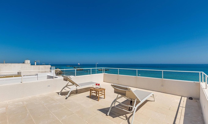 San Foca Apartment | Pet-Friendly 2939 Palma Residence with Pool & Breakfast