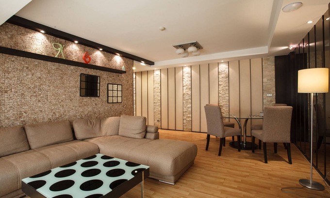 Khlong Toei Nuea Apartment | Modern 2-Bedroom Retreat in Central Bangkok Near BTS