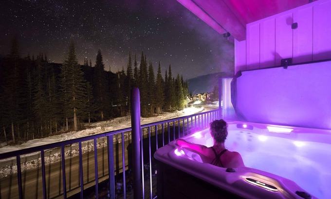 Sun Peaks Condo | Prime Ski-In/Out Condo with Hot Tub and Premier Amenities