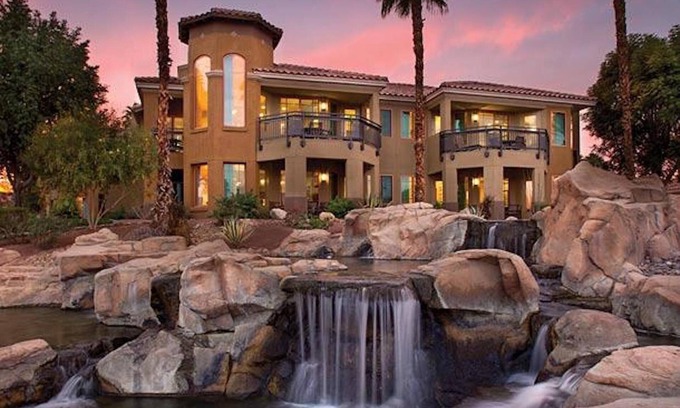 Palm Desert Villa | Discover the Coachella Music Festival at Marriott Villas