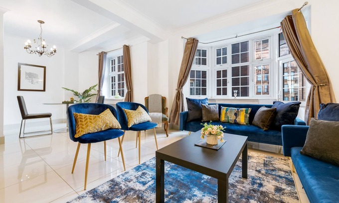 Knightsbridge and Belgravia Apartment | Family Retreat: 2BD Flat Near Harrods - Sleeps 5
