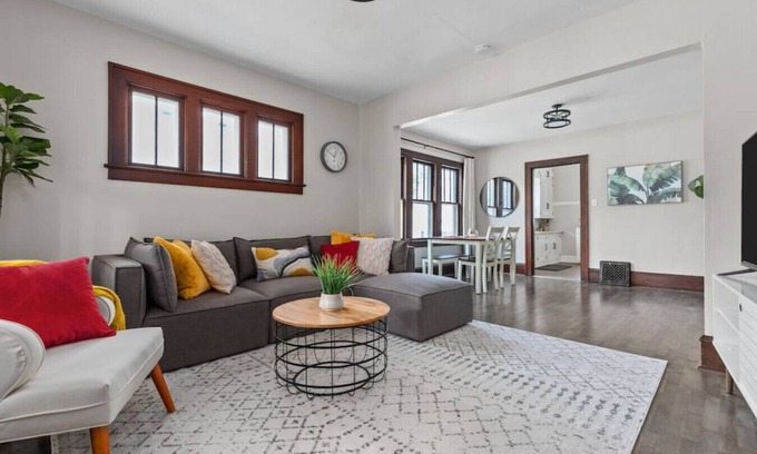 Appleton House | Cozy 2BD Home Near Downtown Appleton with Great Amenities