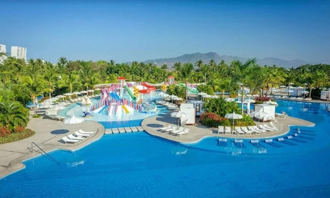 Playa Diamante Condo | Beachfront 2BD Mayan Palace at Vidanta Acapulco Escape