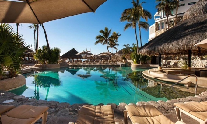 El Medano Ejidal Villa | Relaxing 2BD Villa Club Cascadas with Ocean Views in Baja