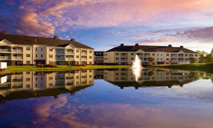 Williamsburg Condo | Ideal 2BD/Williamsburg at Governor's Green - Family Fun Awaits!