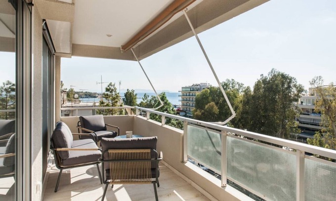 Glyfada Apartment | Seaside Retreat: 2BDR Athens Riviera Apartment by The Olon