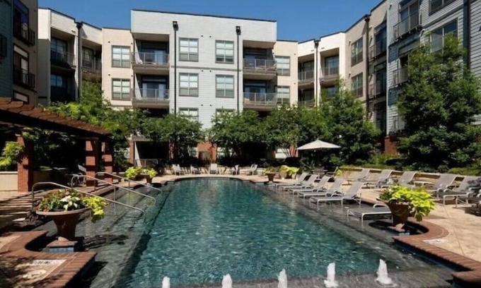 Deep Ellum Apartment | Spacious 2-Bedroom Retreat with Kitchen & Breakfast Included