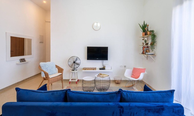 Haifa Apartment | Beautiful 2Bdrm Apartment on Bat Galim Beach, Haifa