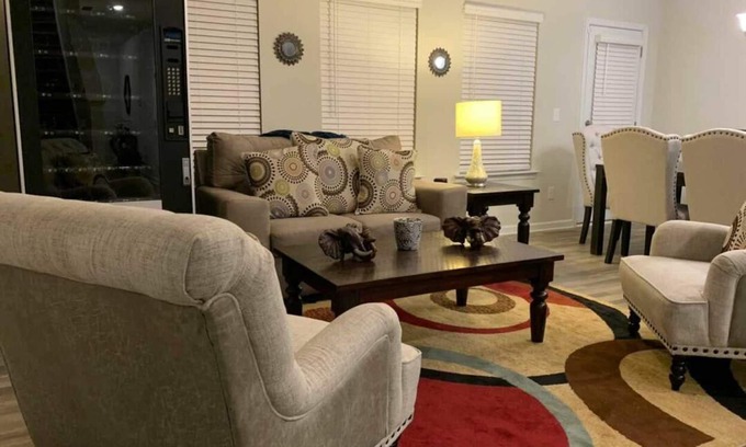 Cliftondale House | Discover the Hidden Gem: Family-Friendly 2-Bedroom Retreat