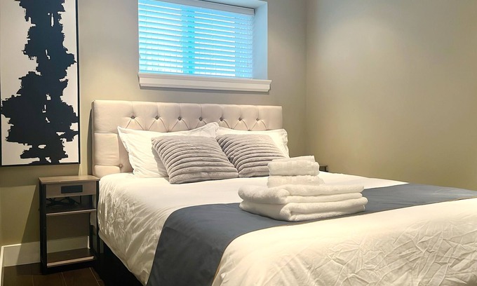 Burnaby House | Quiet 2-Bedroom Retreat with Pool, Spa & Hot Tub Access