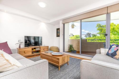 Griffith Apartment | Comfortable 2BR Apt with Workspace & Free Parking