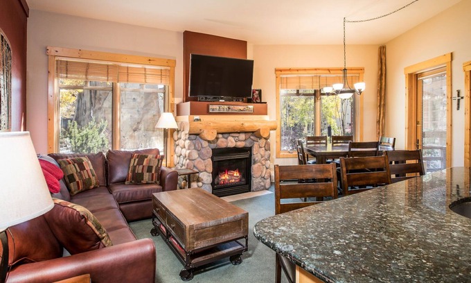 Copper Mountain Village Condo | Top-Rated Tucker Mountain Lodge: Steps from the Lifts!