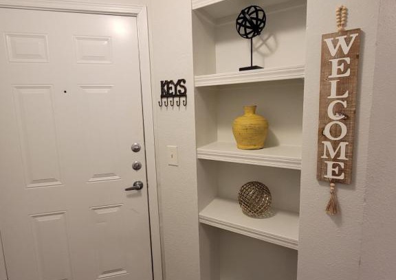 West Arlington Apartment | Convenient 2BR Retreat Near Shopping and AT&T Stadium