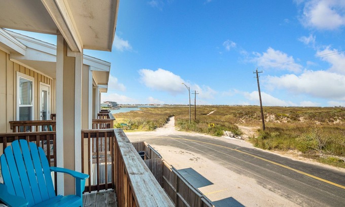 Corpus Christi House | Beachside Retreat: Balcony Views, Resort Pools & Playground