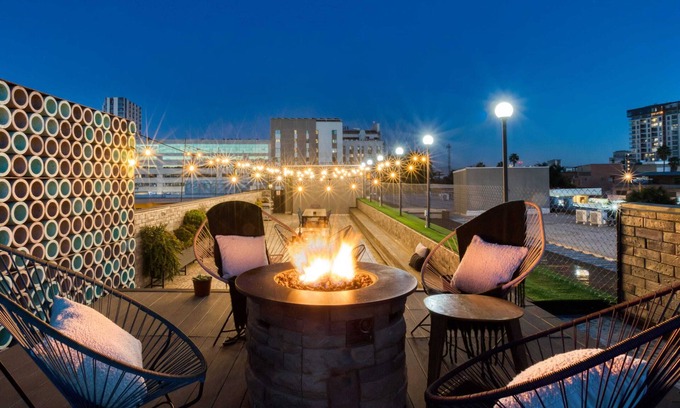 Centro Apartment | Prime 2BR Apartment in TJ with Gym and Rooftop Fire Pit