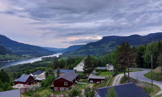 Skeikampen Apartment | Modern 2BR Apartment by Kvitfjell with Family-Friendly Perks