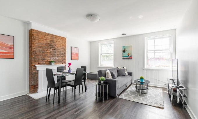 Beasley Apartment | Cozy 2BR Apartment Near Parks & Shopping with Netflix