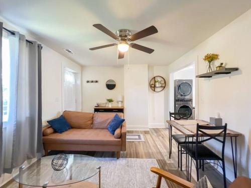 Parker Apartment | Pet-Friendly 2BR Retreat Near Swamp Rabbit Trail!