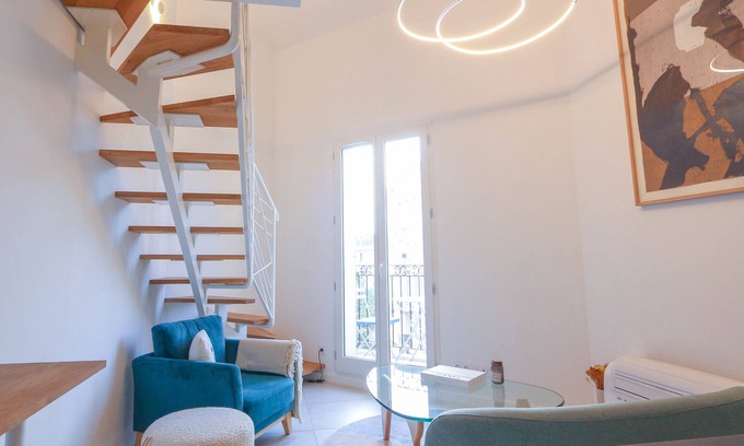Carnot Apartment | Convenient 2BR with Ocean View Near Gare Station in Cannes