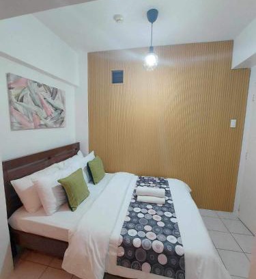 San Jose Apartment | Lake View 2BR Condo in Tagaytay - Guest Rated 9.8/10