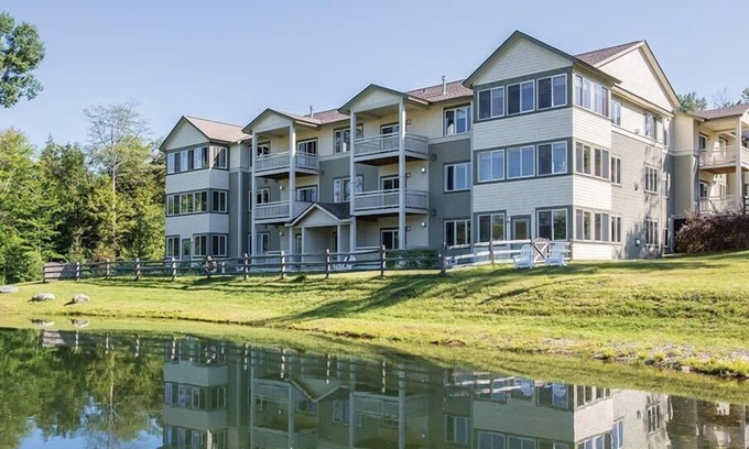 Jeffersonville Condo | All-Inclusive 2br Condo with Scenic Lake Views & Spa