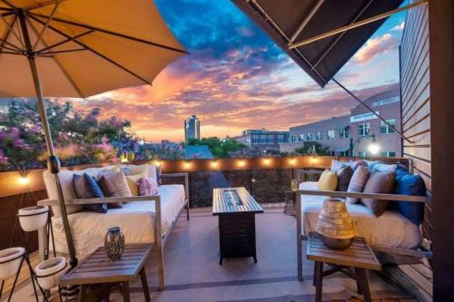 Central East Austin House | Designer 2BR Condo in Trendy Downtown Austin