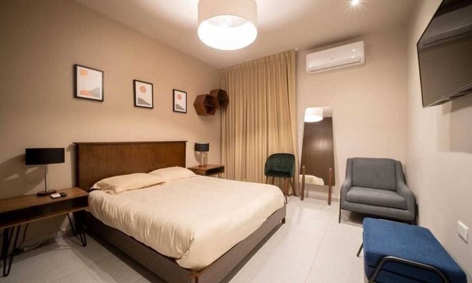 Merida Municipality Apartment | 2BR Ground Floor Apartment with Fast WiFi & Spa Access