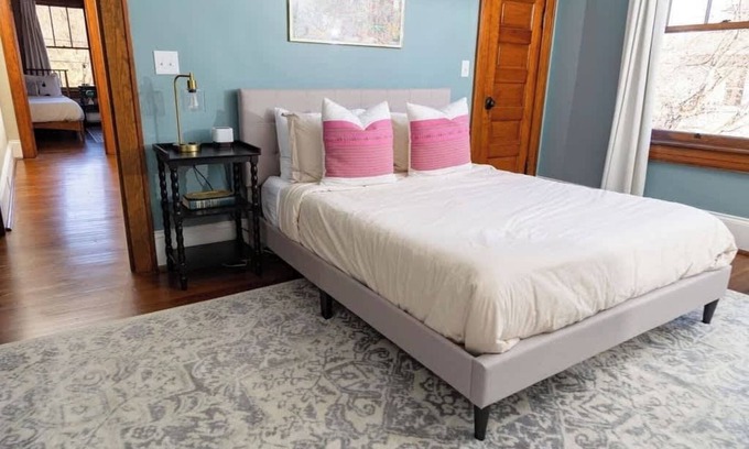 Roanoke Condo | Guest-Centric Getaway at The Winona House - Rated 9.8/10