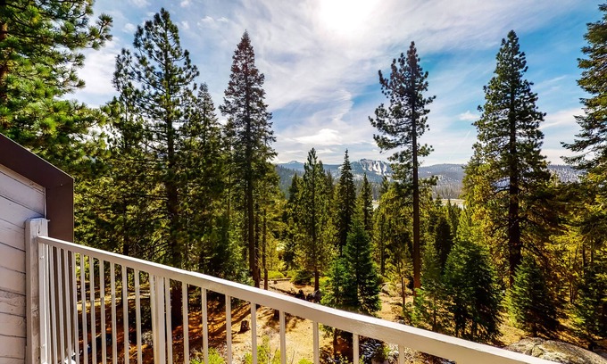 Lakeshore Condo | Inviting Lake Home with Scenic Views and Family-Friendly Amenities
