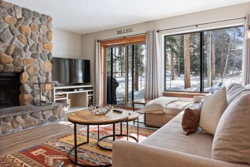 Keystone House | Cozy Keystone Condo Steps from Adventure and Family Fun