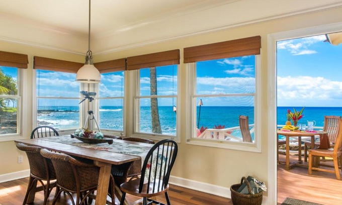 Poipu House | Oceanfront Poipu Cottage with Hot Tub & Perfect 10 Rating