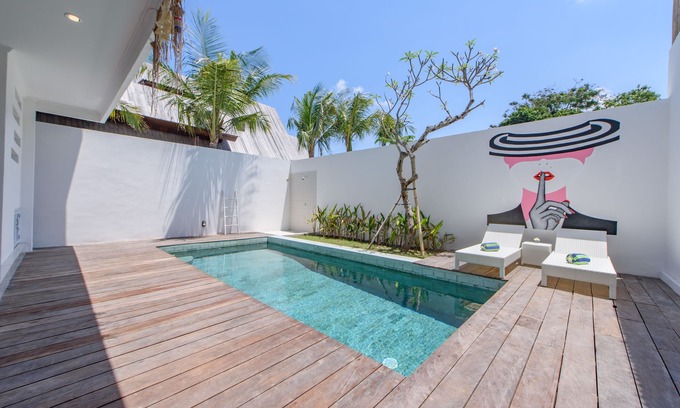 Petitenget Villa | Inviting 2BR Villa No. 5 in Central Seminyak with Pool