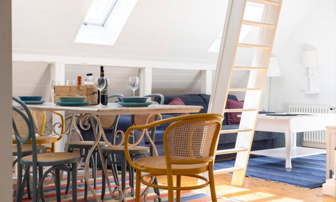Karlikowo Apartment | Beachside Retreat at 2Homerent in Sopot Center