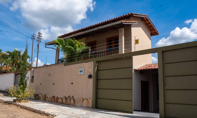 Centro House | Discover 2M House - Piri Center: Family-Friendly Retreat