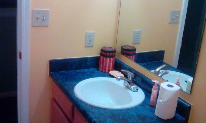 Pike House | Convenient Stay Near Indy500 for Race Fans and Families