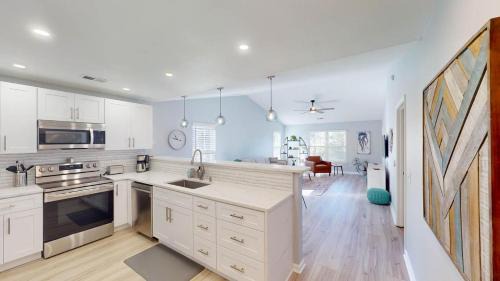 Pawleys Island Villa | Stunning 2nd Floor Retreat with Views of the Fairway