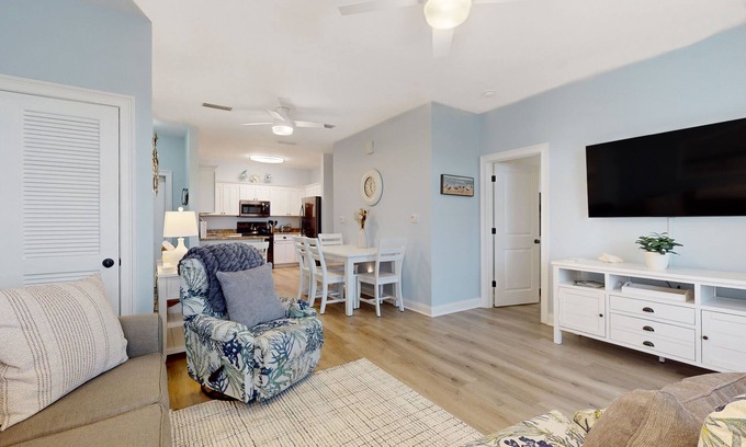 Dune Allen Beach Condo | Beachside Condo with Balcony & Outdoor Pool Retreat
