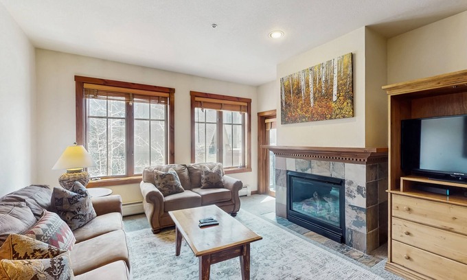 Peak 9 Condo | Inviting Condo with Pool, Hot Tubs & Gym Near Downtown
