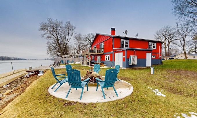 Channel Lake Apartment | Scenic Lakefront Retreat with Kayaks and Firepit Access