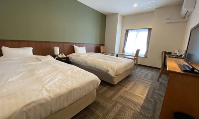 Fukagawa Hotel | Comfortable Twin Room at Fukagawa Hokkaidō with Kitchen
