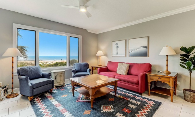 Fernandina Beach Condo | Stunning Turtle Dunes Unit with Oceanfront Views & Amenities