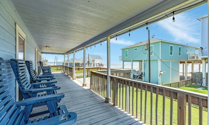 San Luis House | Seaside Retreat with Sunrise Ocean Views and Family Amenities