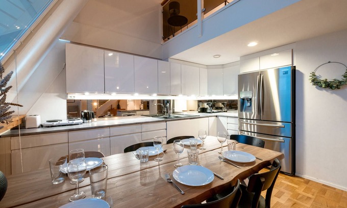 Helsinki City Centre Apartment | Modern 4-Star Penthouse with Kitchen & Child-Friendly Amenities