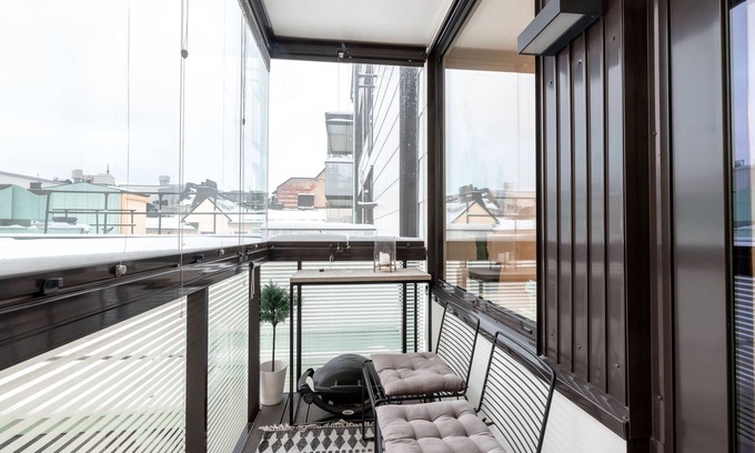 Kaartinkaupunki Apartment | Gorgeous & Modern 2BR Apartment with Family-Friendly Amenities