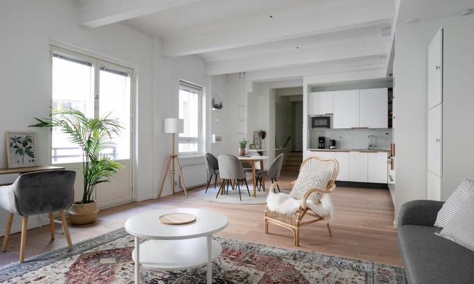 Helsinki City Centre Apartment | Relaxing 2ndhomes Loft Apartment with Spa & Balcony