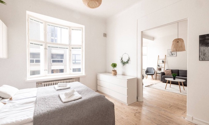 Kluuvi Apartment | Family-Friendly Stay at 2ndhomes Mikonkatu Apartments