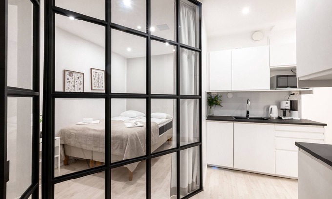 Kamppi Apartment | Modern 1BR Retreat with Sauna, Balcony & Family Amenities