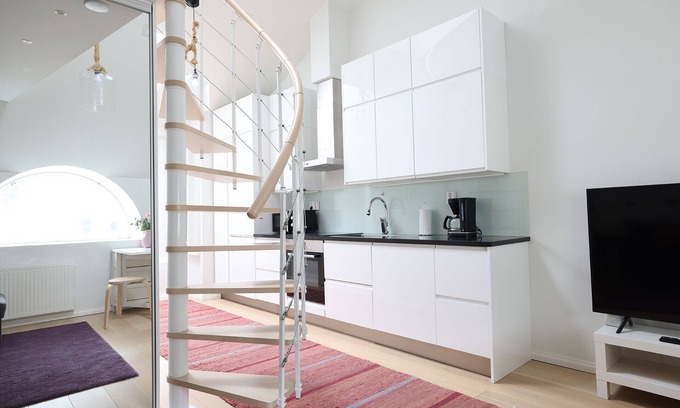 Etu-Toolo Apartment | Unique 2ndhomes Studio with Sauna and Balcony Retreat