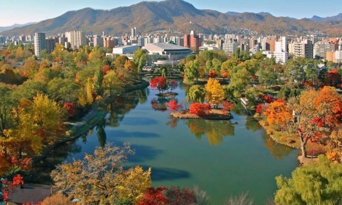 Nakajimakoen Apartment | Riverfront Retreat at Park Avenue Nakajima 1001, Sapporo