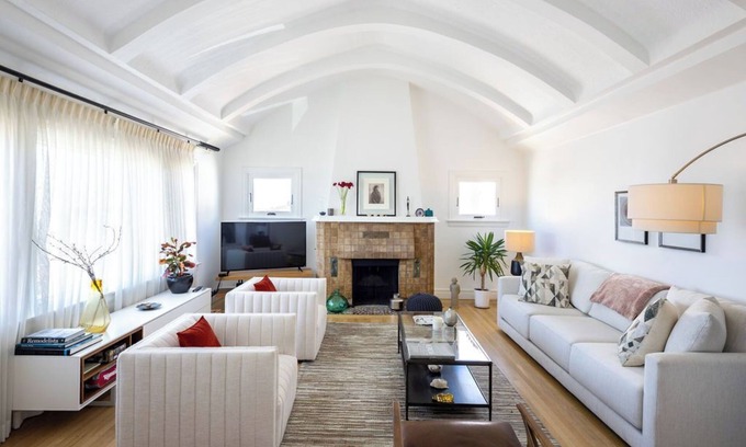 Mount Davidson Manor House | 3/2 Luxury house in Sf w/yard/gym